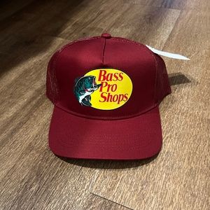 Bass Pro Shops Hat New Cardinal Mesh Cap SnapBack.